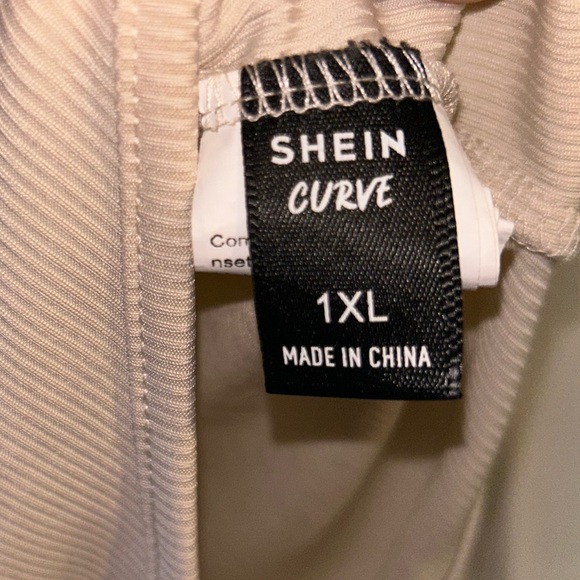 SHEIN Curve Hollow Out Body Suit Beige Size 1X - Picture 5 of 8